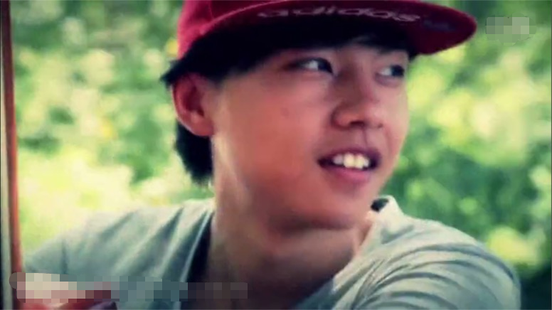 22岁发原创专辑，23岁选秀出道，理科生歌手周锐，却因网课上热搜