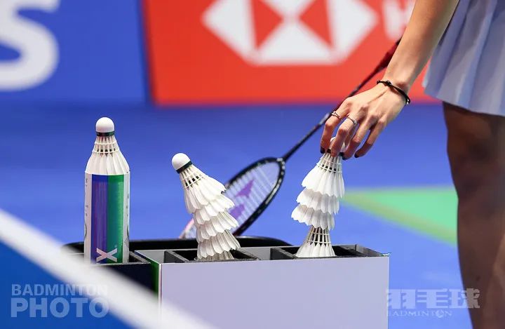 羽毛球拍进攻利器TOP10盘点：速度与力量的完美结合