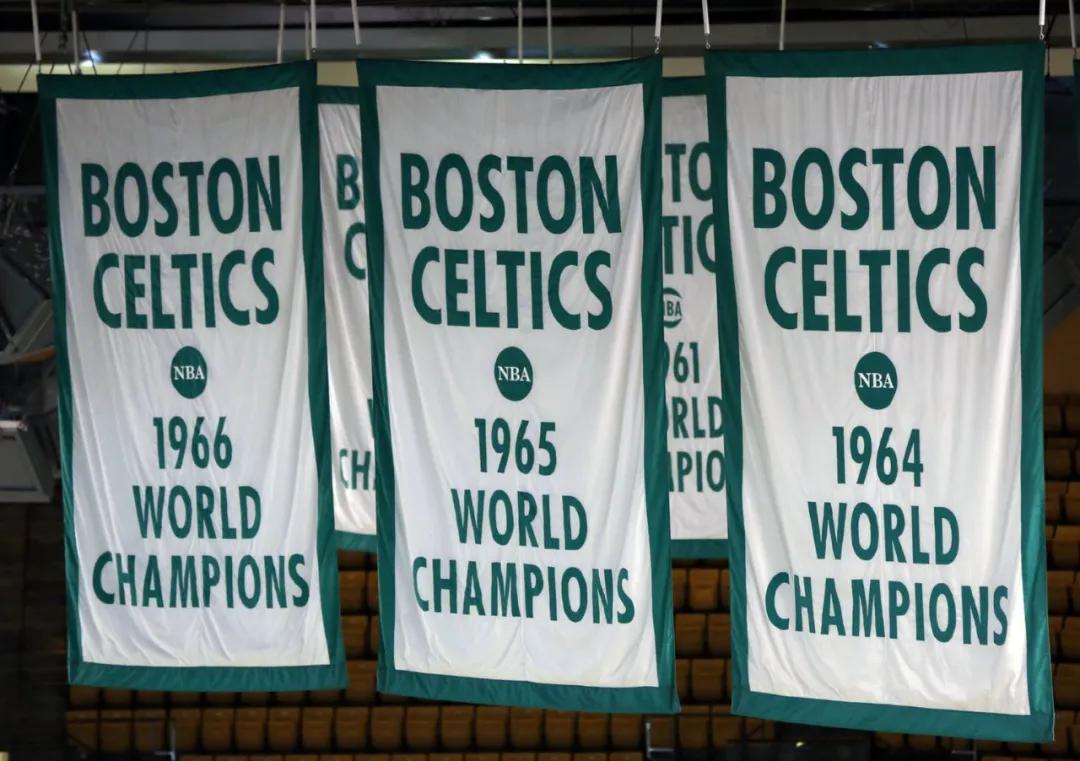 nba有哪些球隊有短袖版球衣（NBA球員上身：新賽季城市版球衣，獨行俠和猛龍隊很帥）