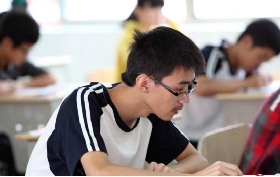 高考忘带准考证、迟到、进错考场的考生，我一点都不“同情”你们