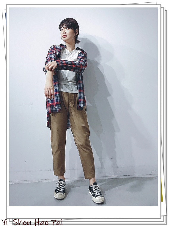 红色格子衬衫(红色格子衬衫怎么搭配外套)