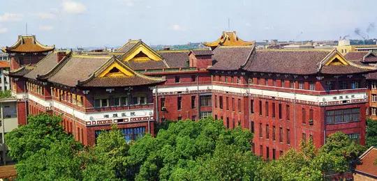 5大校区占地317万㎡、