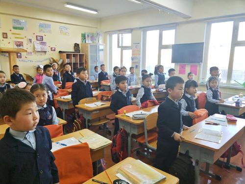 外蒙古：从强盛至极到没落无闻，如今是否还能回归中国的怀抱？