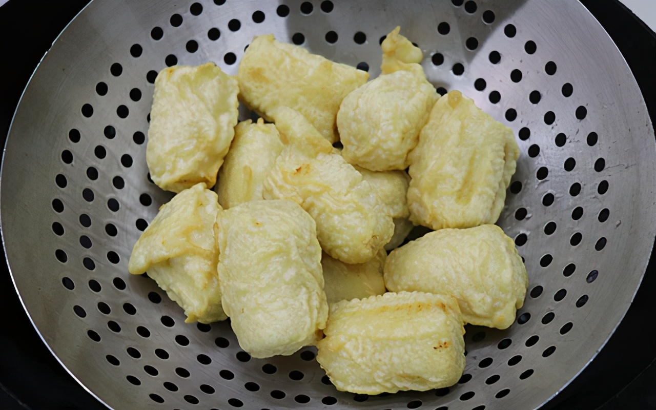 拔絲香蕉的做法,拔絲香蕉的做法視頻