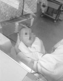 天生没有四肢，婚内出轨5人，交小20岁女友，日本美女就这审美？