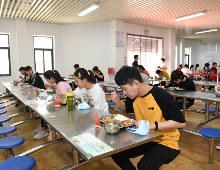 浙江省增加6所“大学”，学生和家长喜极而泣，此外还有好消息