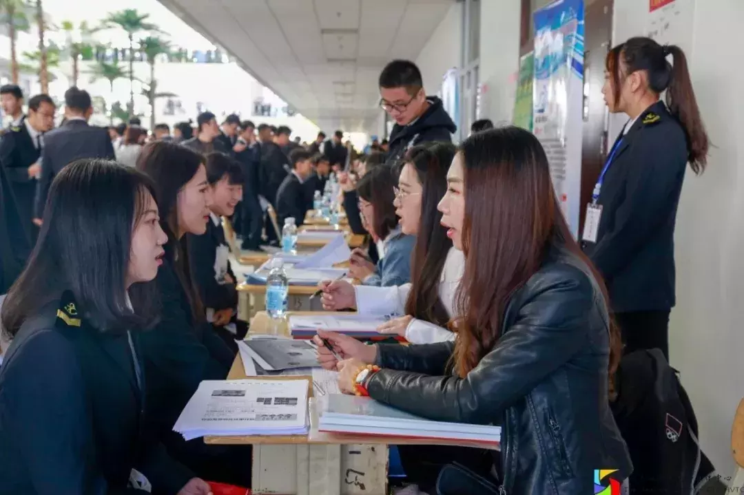 “硬核港湾”：细数青岛港湾职院的高光时刻，错过等一年
