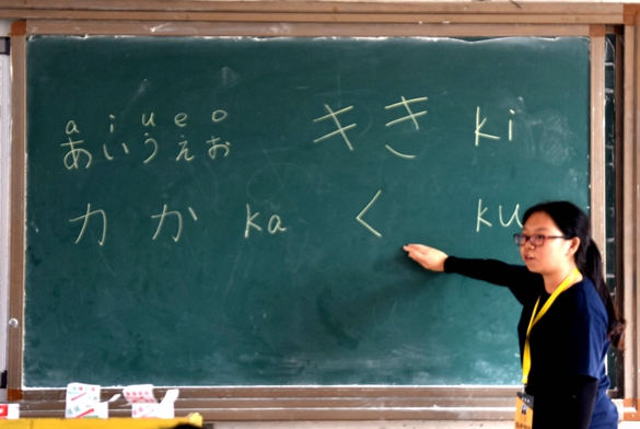 高考英语或被“日语”取代？弯道超车的机会来了，有人欢喜有人忧