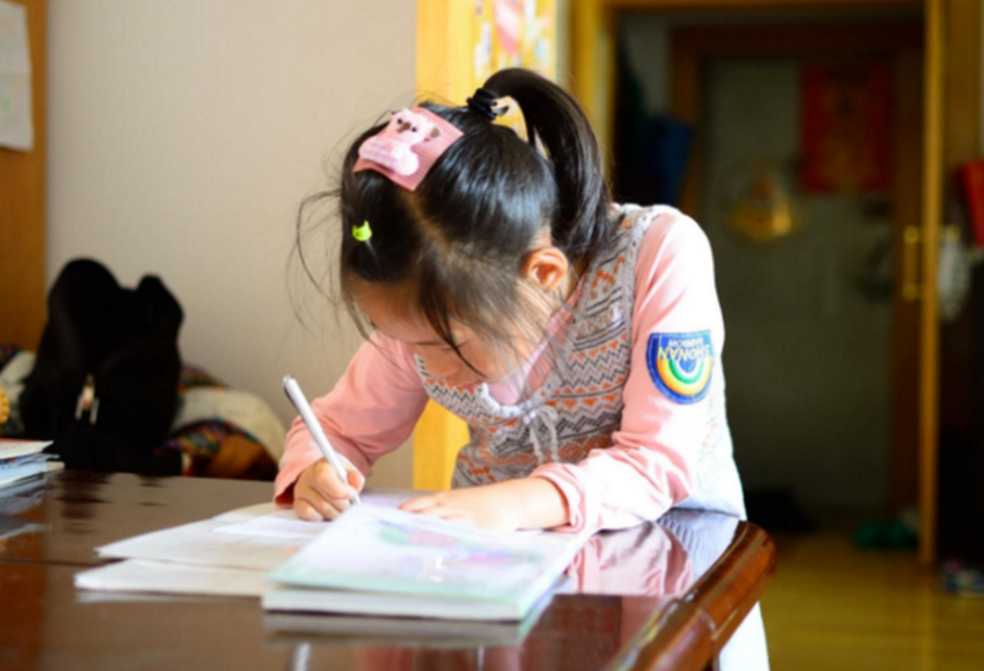 中小学生“暑假时间”定了！同时取消暑假作业？家长一筹莫展