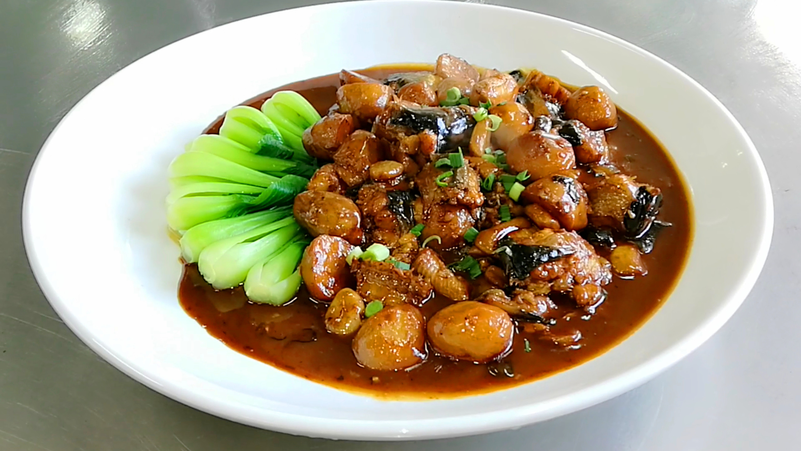 红烧鳗鱼正宗的做法手把手教你红烧鳗鱼的经典做法