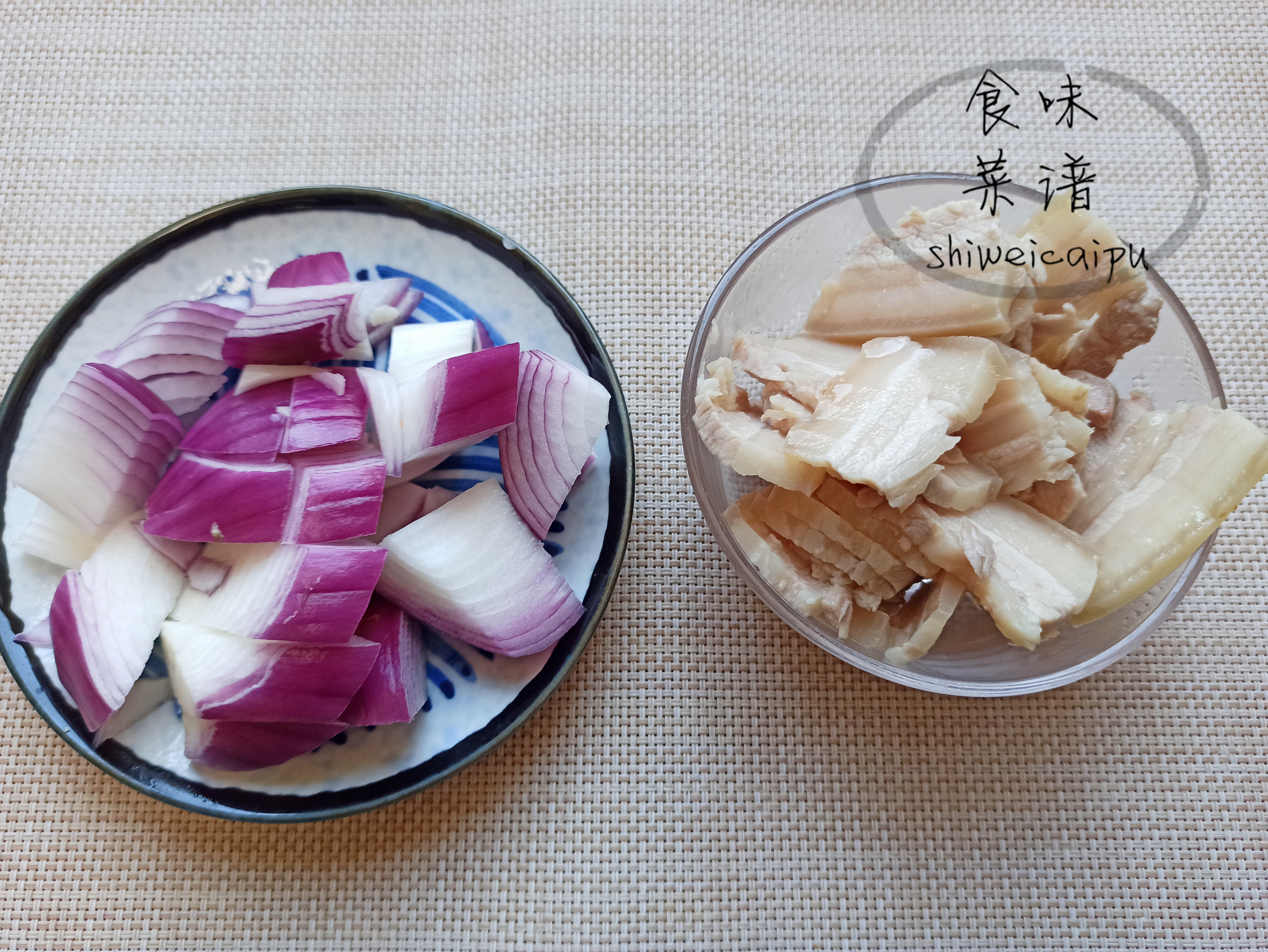 洋葱的18种家常做法（教你做甜脆不辣美味的洋葱）