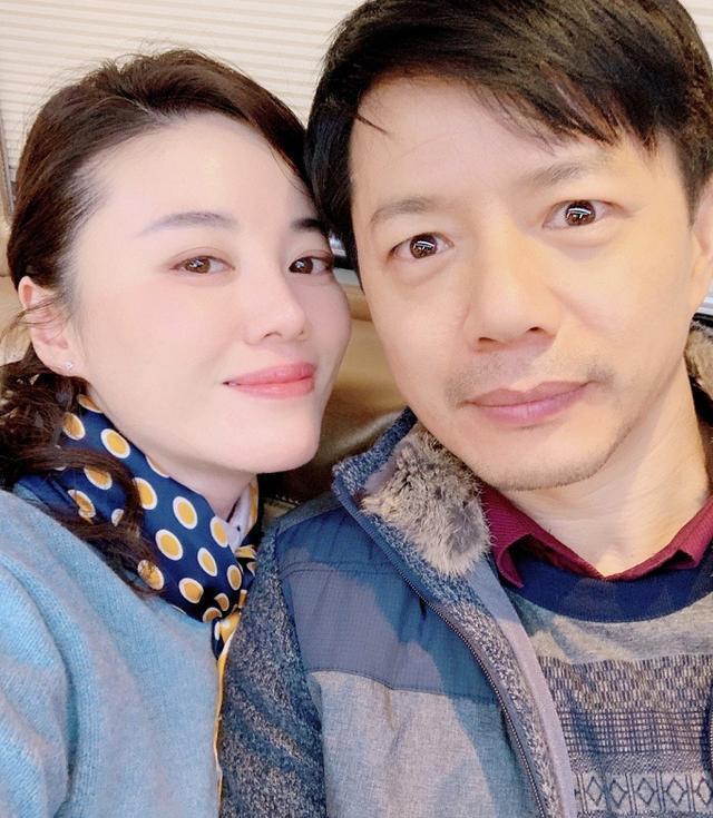 “千面影帝”段奕宏放下了陶虹，娶了个日籍太太