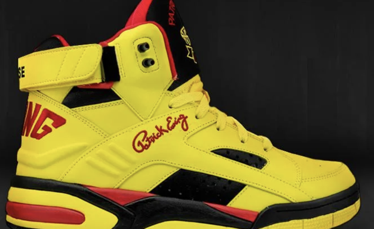 尤因篮球鞋(刘德华1992年上脚尤因专属战靴,他不亏为香港最早潮人)