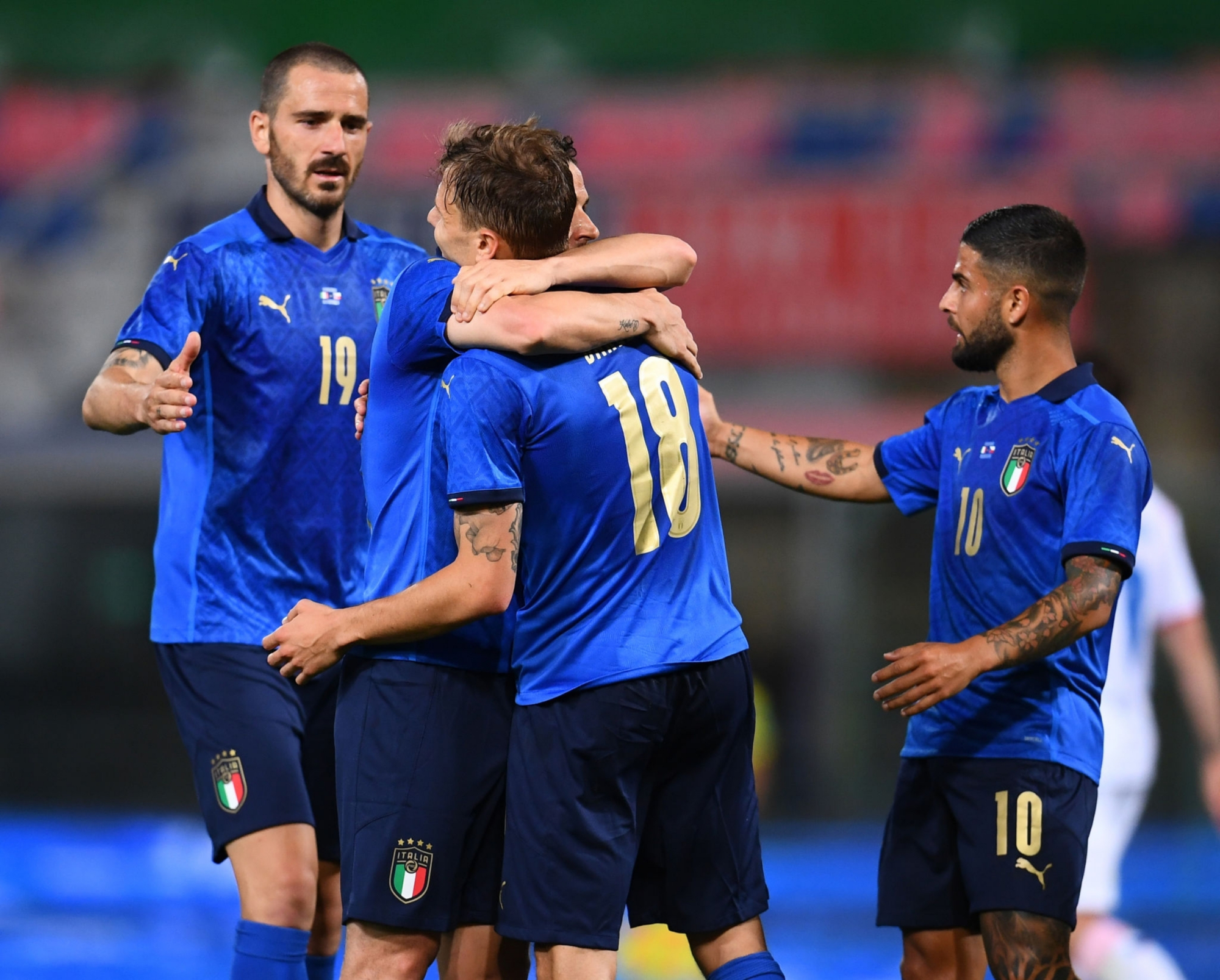 欧洲杯24强身价榜:法国10亿,葡萄牙8亿,英格兰第一)