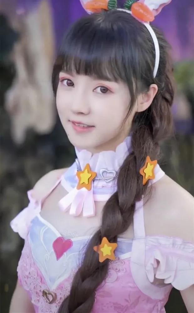 饭思思两个孩子妈妈(为什么总说饭思思两个孩子) - 直播好站