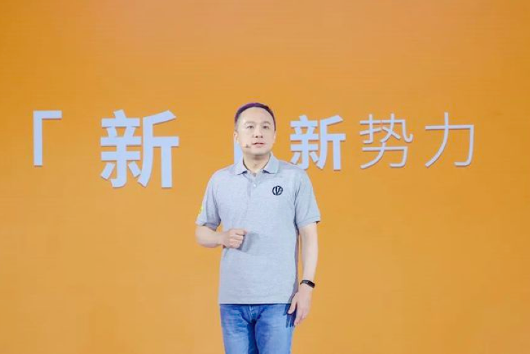 背靠重庆拉来新资本，卷土重来的新特能走多远？丨车壹条