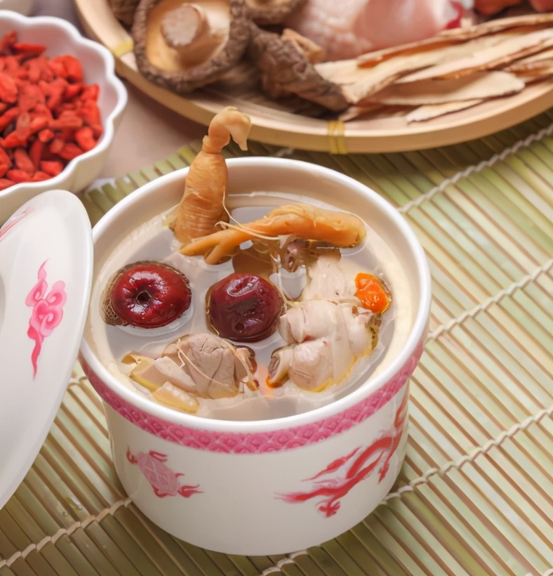 西洋参的功效与作用 女性吃西洋参的最佳方法-小螳螂百科网