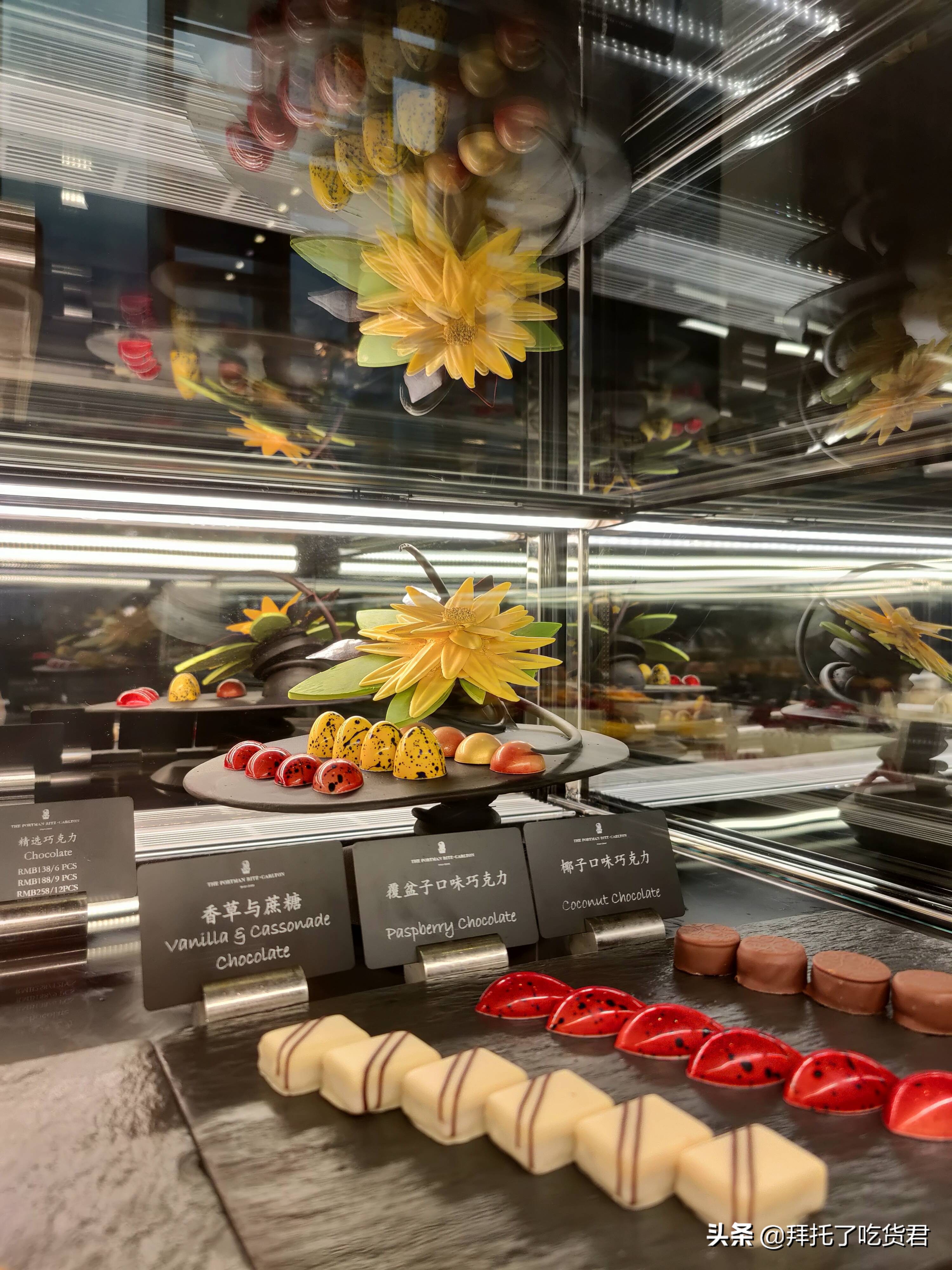 魔都正中心，这家礼品店还没开门就赢在了起跑线