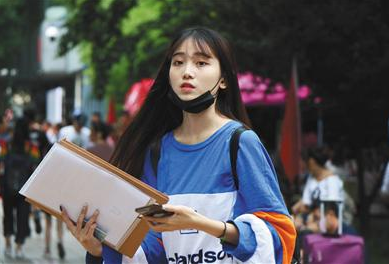 “艺术生”考多少分能上本科？往年本科线一览：仅仅过线还不够