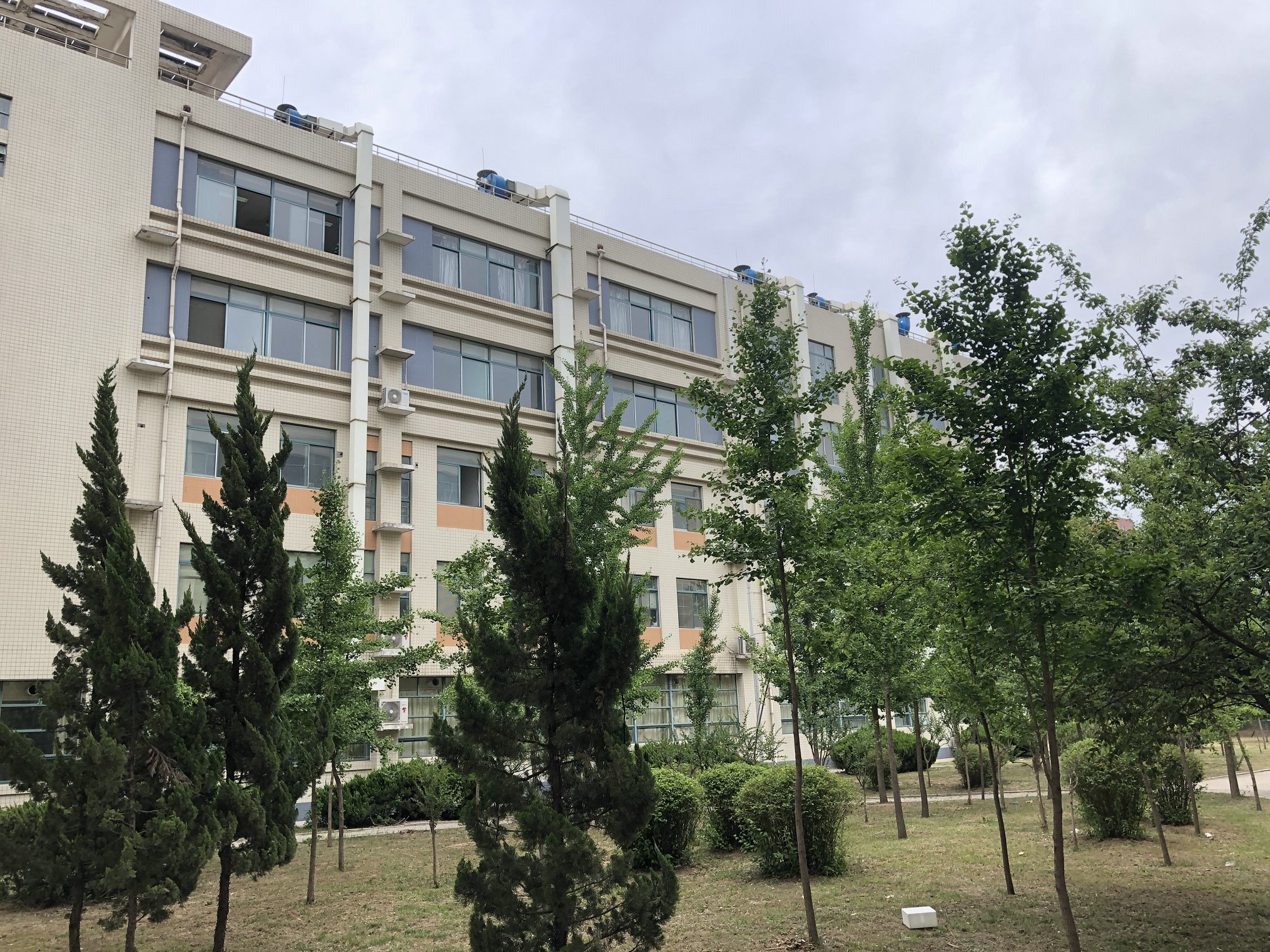 齐鲁工业大学长清校区,齐鲁工业大学长清校区电话-爱妻自媒体