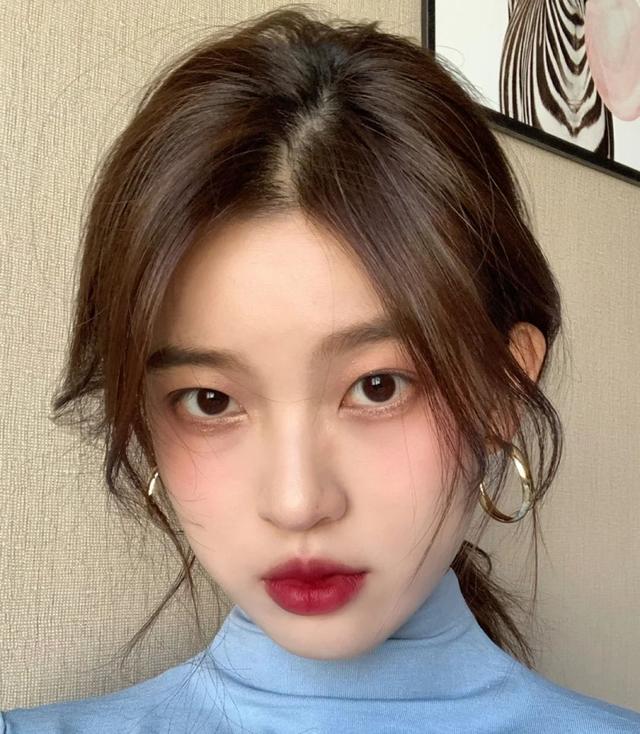 换发型如同整容,脸大脸圆适合这些发型,显瘦又上档次