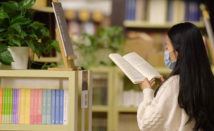 五年级下册第三单元优秀作文欣赏：关于压岁钱和读书的调查报告