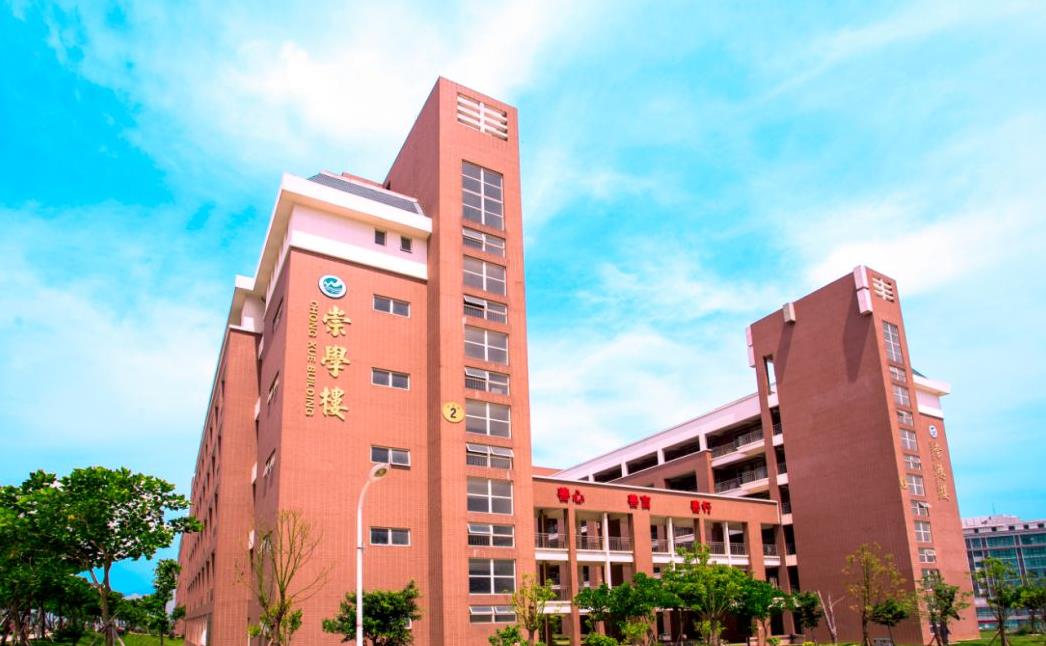 全国二线城市实力不错的四所独立院校，其中山东英才学院位居第一