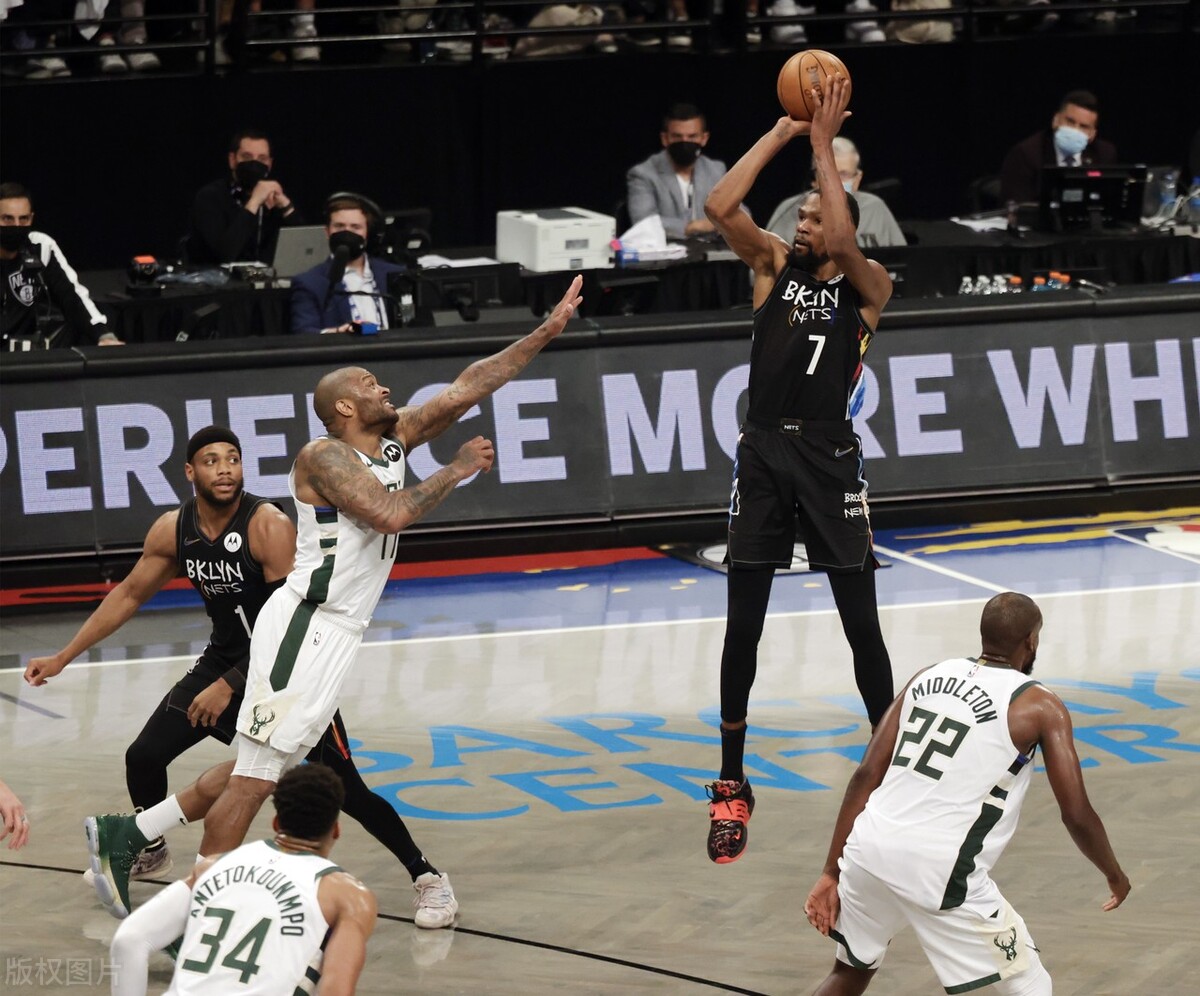 nba季后赛篮网vs雄鹿g2全场回放(0-2落后!