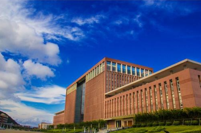 珠海将迎来本土的第一所本科高校，虽是民办大学，但也是开心的