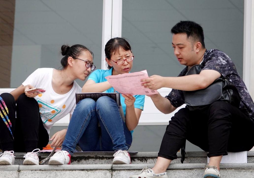 “三本”被取消了？看了今年的本科分数线后，才了解其中门道