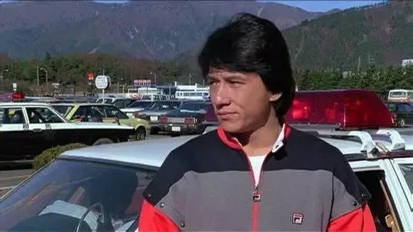 FILA走红东北之谜：为什么范德彪20年前就穿上了斐乐？