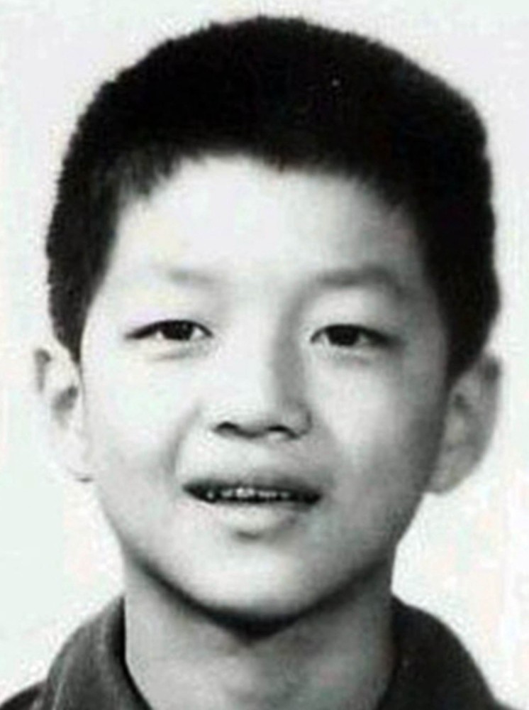 李亚鹏个人资料（李亚鹏的璀璨情史靠帅气征服了7个女人）