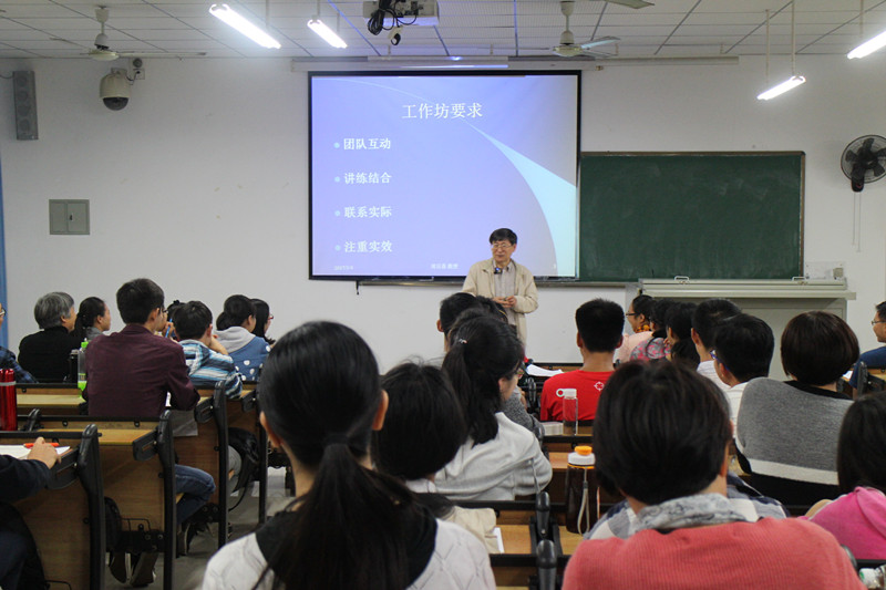 大学时期奖学金不光靠成绩，还要看能力，准备充分才能有备无患