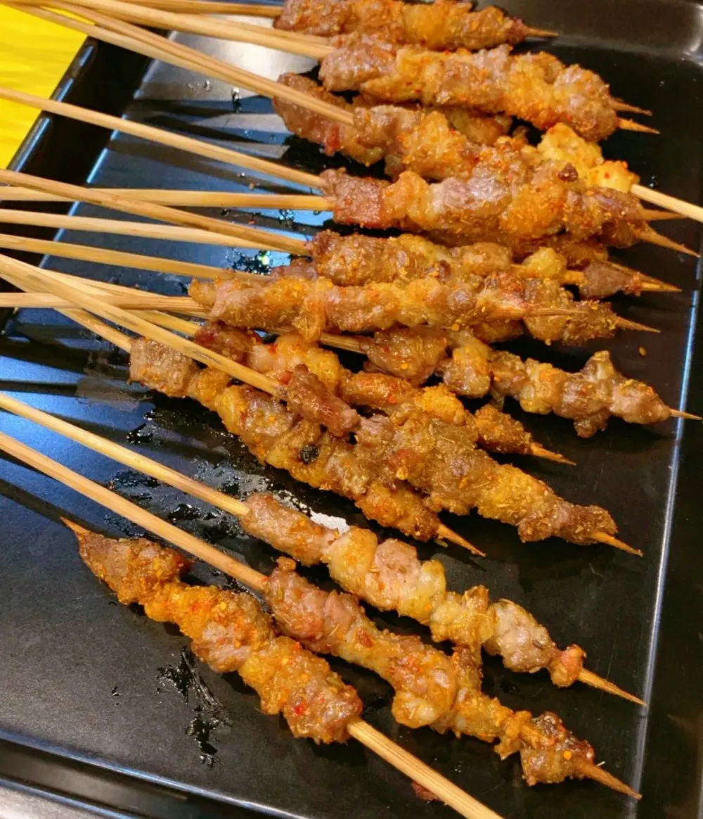 酷暑夏日,烧烤配啤酒才是你的最佳选择