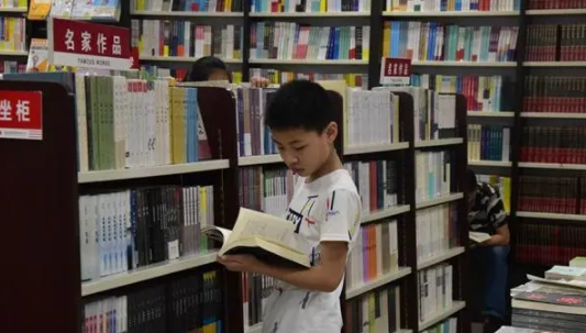 暑期补课班取消后，家教成为新的补课形式？教育部的回答来了