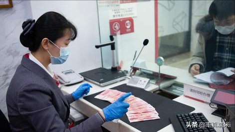 「农业银行万元」农行活期存款利息解析（假设50万元存三年，一年能有多少利息）