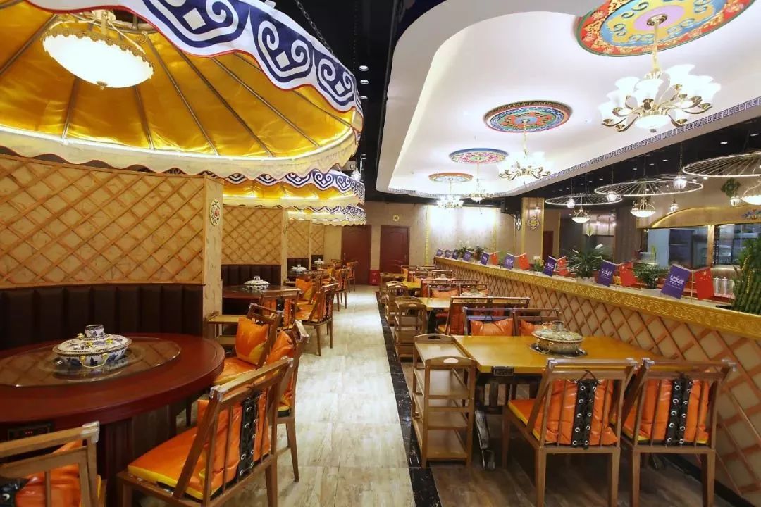 「重庆」大口喝酒大口吃肉~厉害了蒙餐！内蒙古元素为主题的餐厅