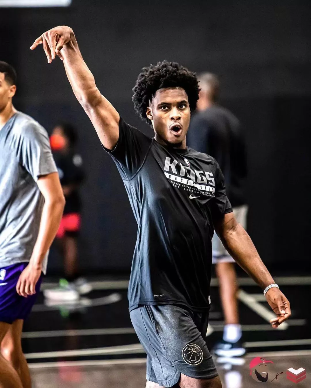 nba哪些人身高一八八（NBA第一防守者！锁住利拉德和米切尔！这个1米88新秀太炸裂）