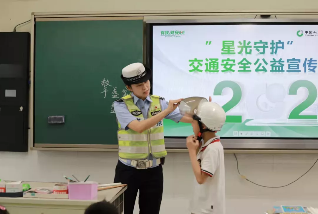 警心连民心，暖心更贴心