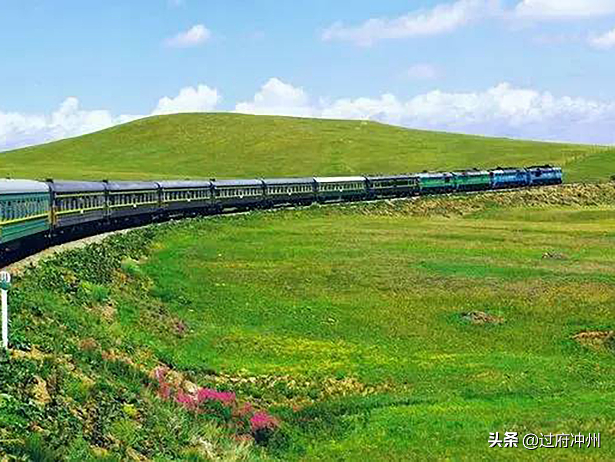 跨国的K3专列：沿途多次换火车司机，票价高于飞机仍然被游客热捧