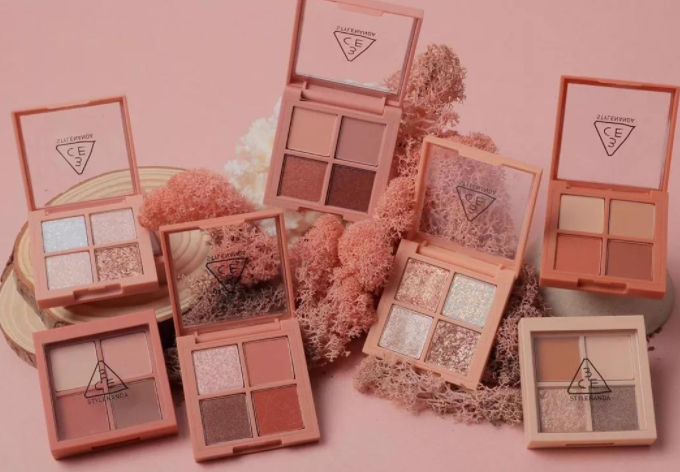 “新手化妆”保姆级教程来啦，助你打开化妆世界的第一道门