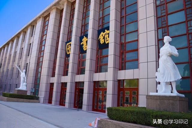 目前国内这三所大学开设“少年班”，天才涌现，你最看好哪一所？