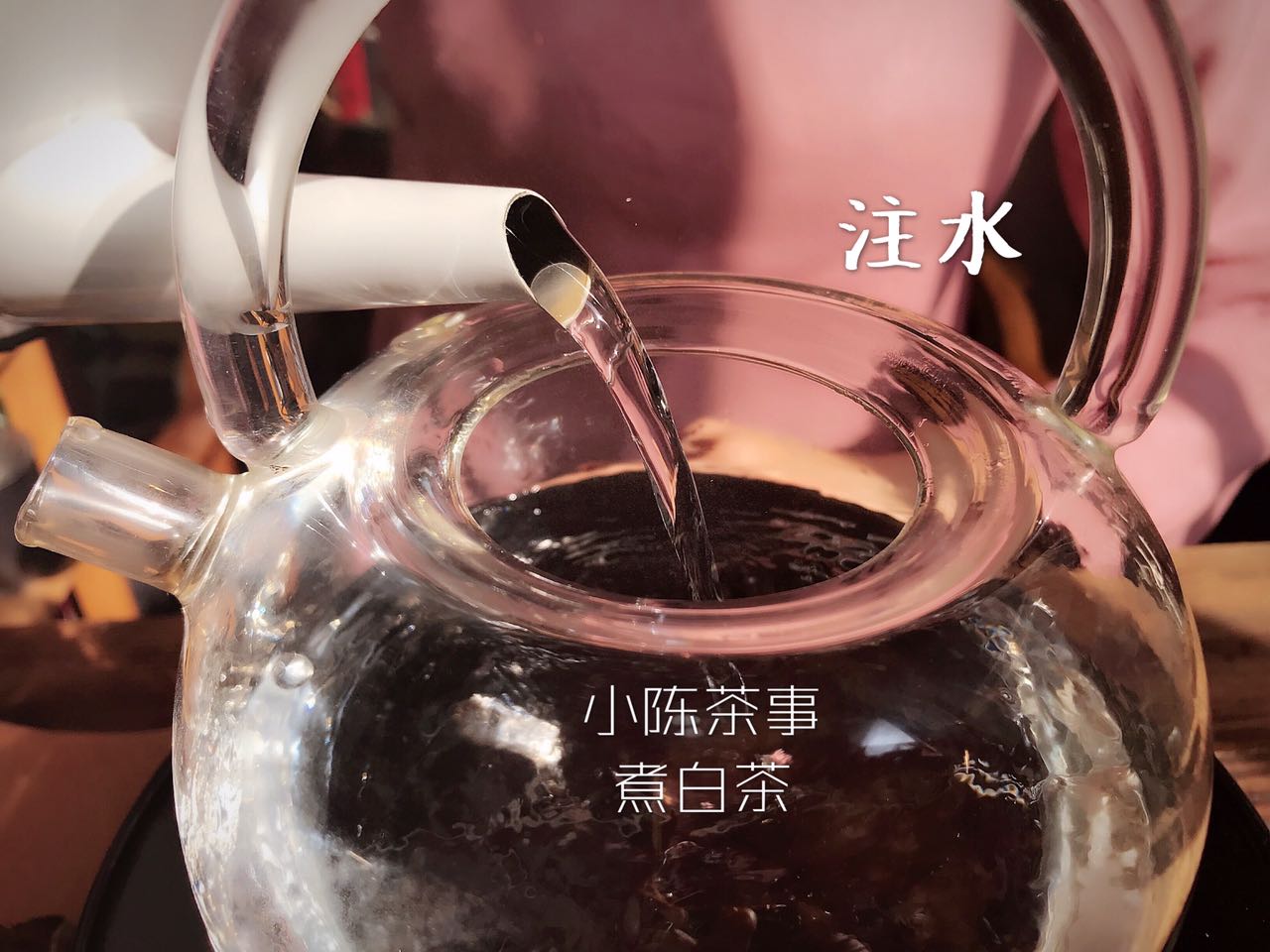 煮茶工具不会挑？养生壶、玻璃壶、粗陶壶，哪个是煮茶的一把好手