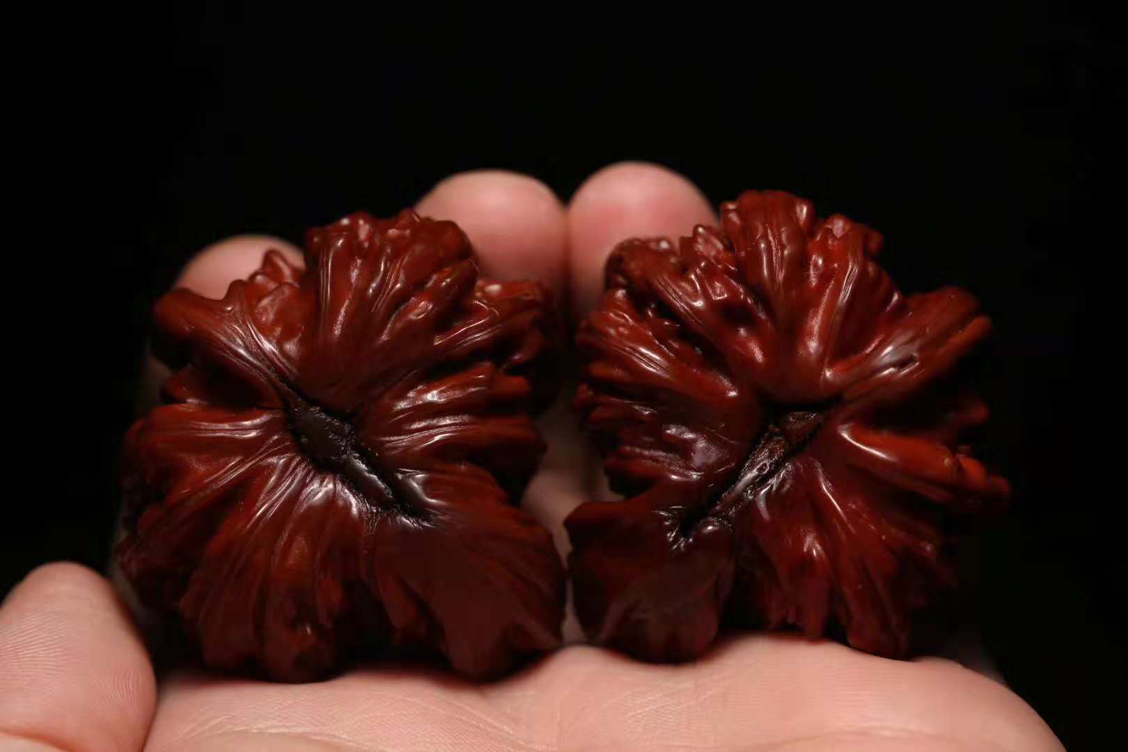 你盘过的文玩核桃中,一对核桃最长盘过多久