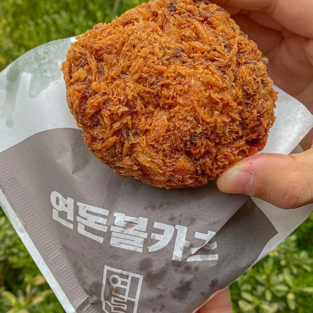 揭秘!因为这个大叔,韩国人都爱上了熬夜排队?
