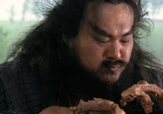 梁山泊号称大碗喝酒大块吃肉,小秤分金大秤分银,真是这样吗?