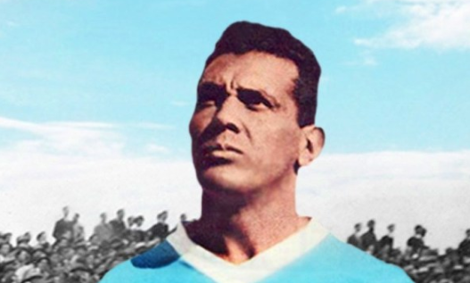 乌拉圭最伟大的球星(乌拉圭足球史上的十大球员)