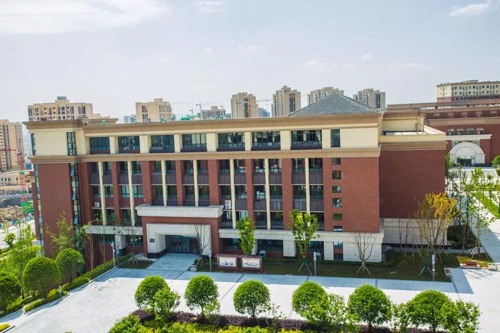 名校一点通——八中各分校，一次性让你了解更透彻