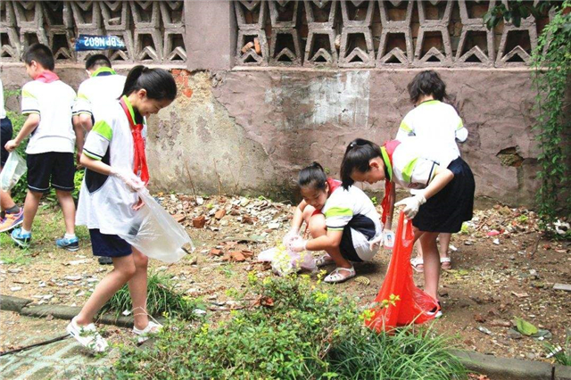 成绩好不一定能上好学校，品学兼优才是考核的标准，这几点要知道