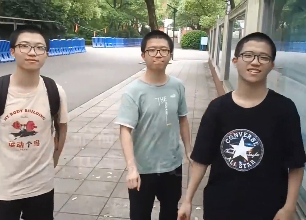 湖南三胞胎考生，个个是学霸，平均分超过650分，妈妈却说不理想